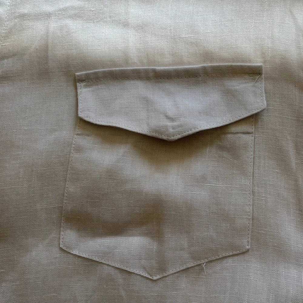 Calvin Klein Linen Shirt‎ Men’s Large White Roll Tab Sleeves Resort Quiet Luxury